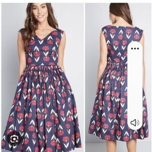 Modcloth Elegant Vintage Inspired Navy Floral Dress
